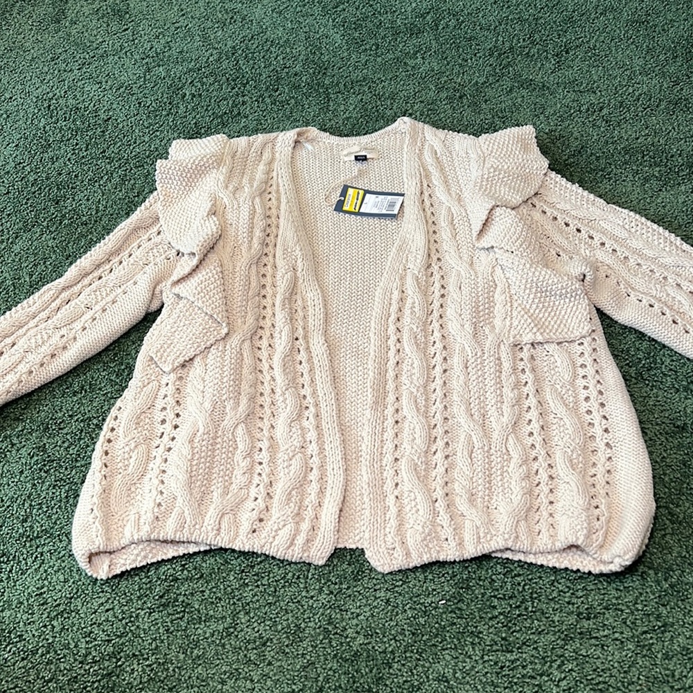 NWT Cream Colored Fall Cardigan 🍂